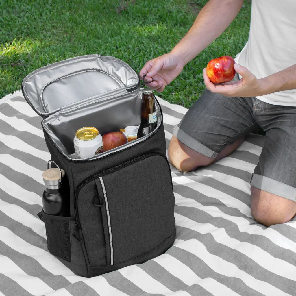 Mochila cooler León 14.webp