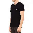 Remera-escote-V_2.webp